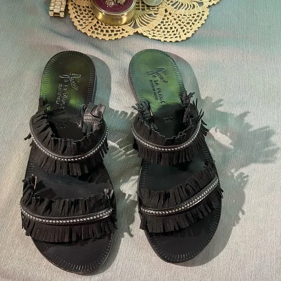 JOIE a la plage Made in Italy. Cute black leather sandals. With silver studs 39 - Picture 5 of 10